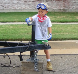 The first thing is to make sure the trailer is in the proper position...