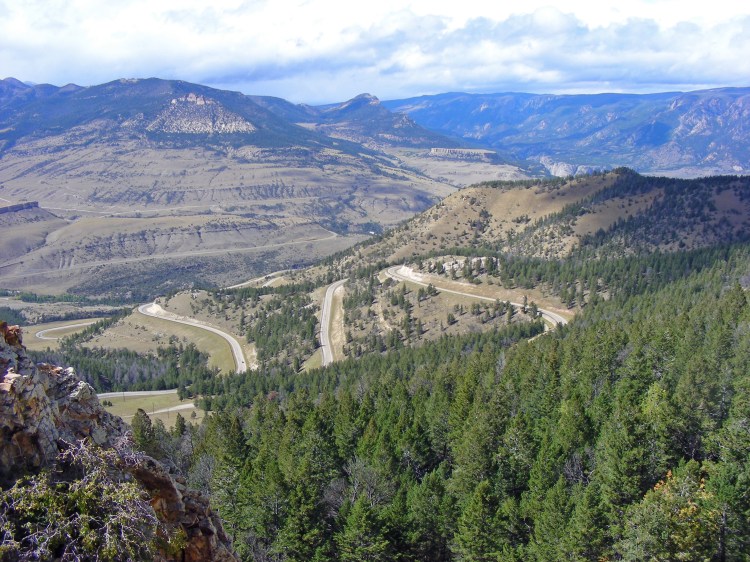 This was another highway in a lot of highways that we have been on that are just to magnificent for words. I told Norm that I should have counted the number of switch backs. There were a lot...